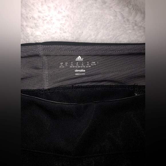 Adidas shorts - Picture 3 of 3